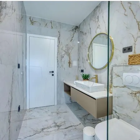 Niksun Willa Bibinje